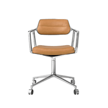 Vipp453 Swivel Chair